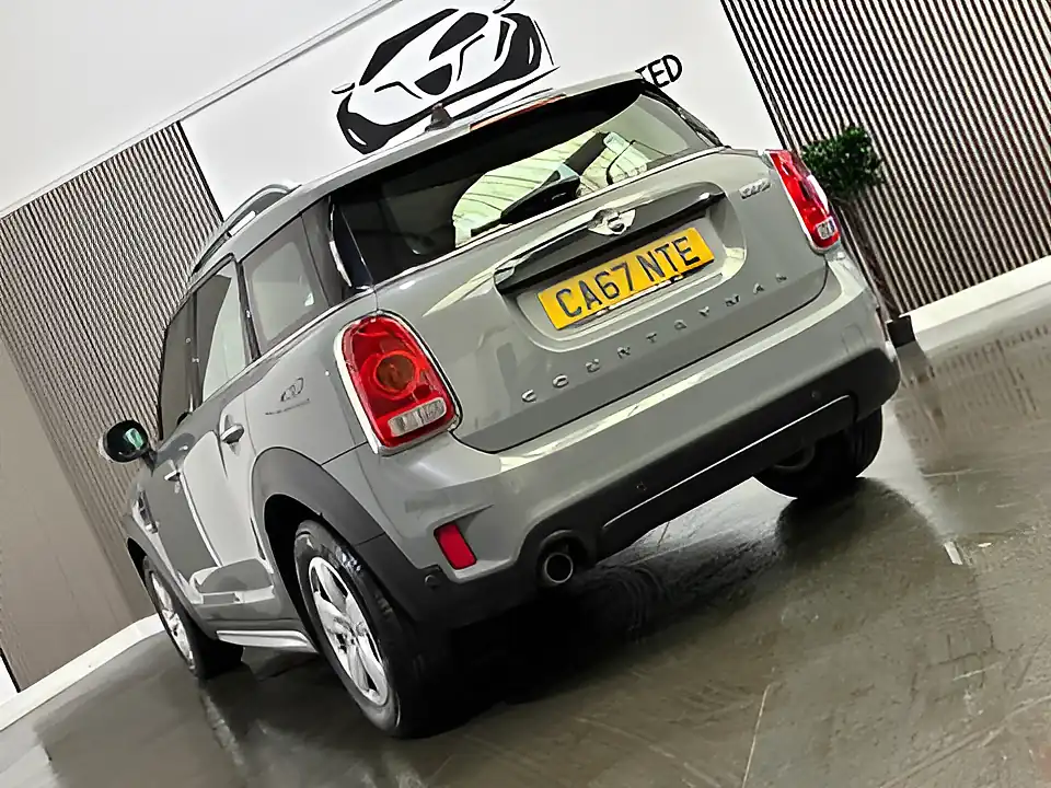 Used 2017 MINI Countryman Cooper Grey - Interior and Exterior details 7