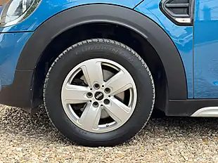 Used 2017 MINI Countryman Cooper Island Blue - Interior and Exterior details 10