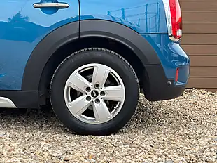 Used 2017 MINI Countryman Cooper Island Blue - Interior and Exterior details 11