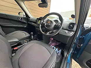 Used 2017 MINI Countryman Cooper Island Blue - Interior and Exterior details 13