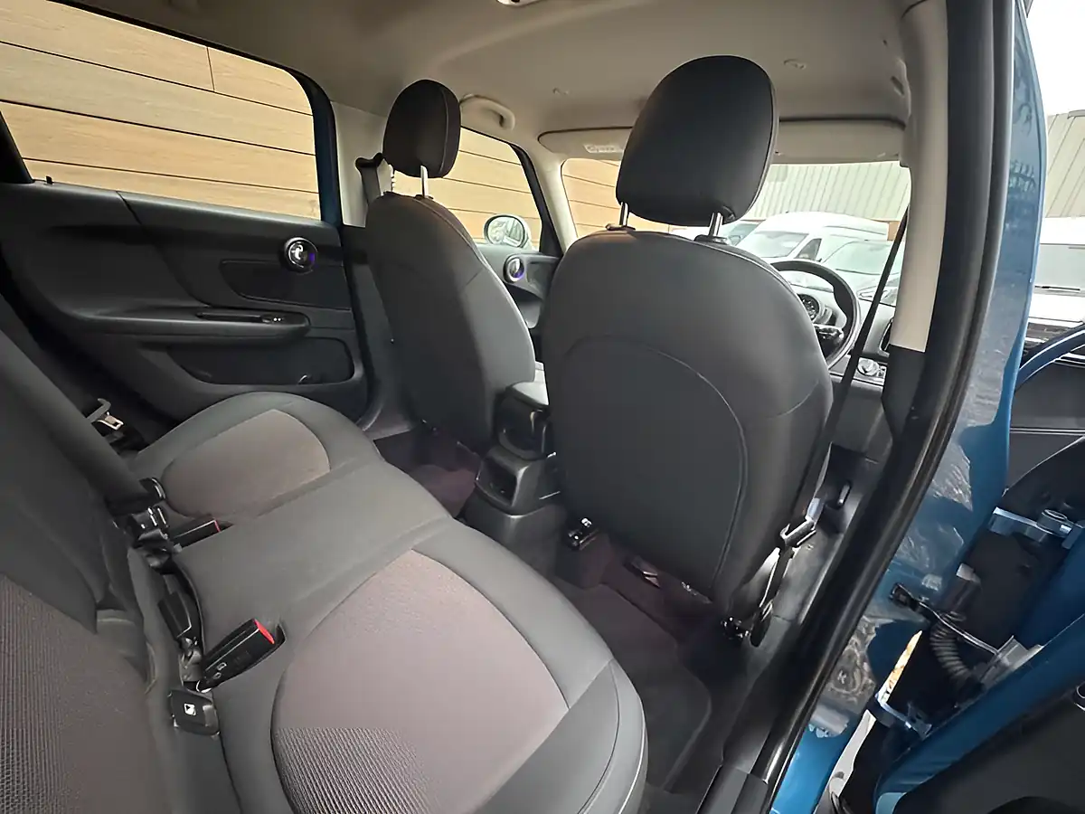 Used 2017 MINI Countryman Cooper Island Blue - Interior and Exterior details 14