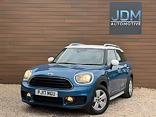 Used 2017 MINI Countryman Cooper Island Blue - Interior and Exterior details 7