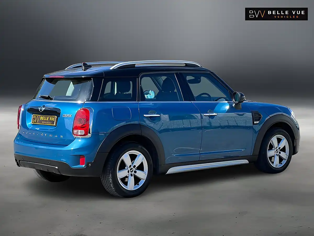 Used 2017 MINI Countryman Cooper Island Blue - Interior and Exterior details 4