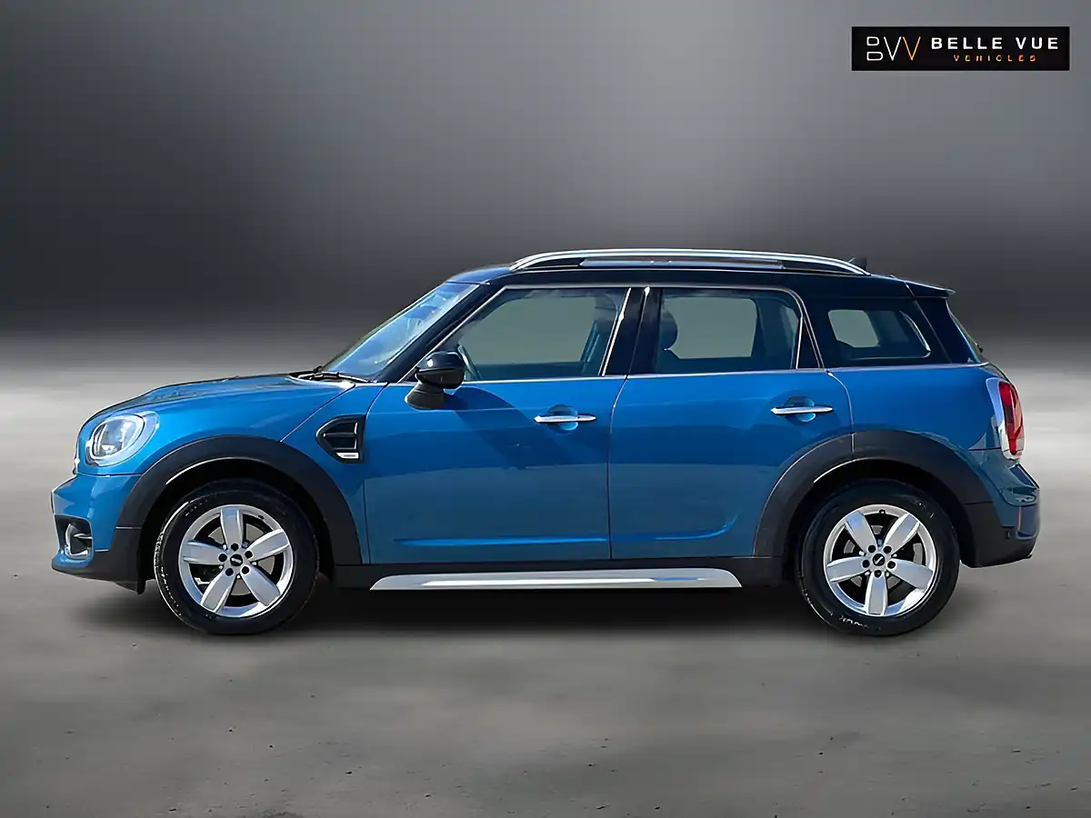 Used 2017 MINI Countryman Cooper Island Blue - Interior and Exterior details 9