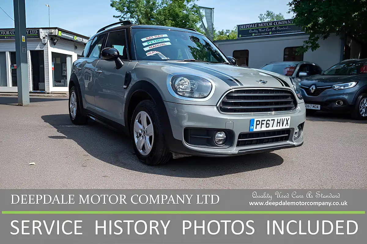 Used 2017 MINI Countryman Cooper Moonwalk Grey - Front View