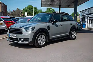 Used 2017 MINI Countryman Cooper Moonwalk Grey - Interior and Exterior details 4