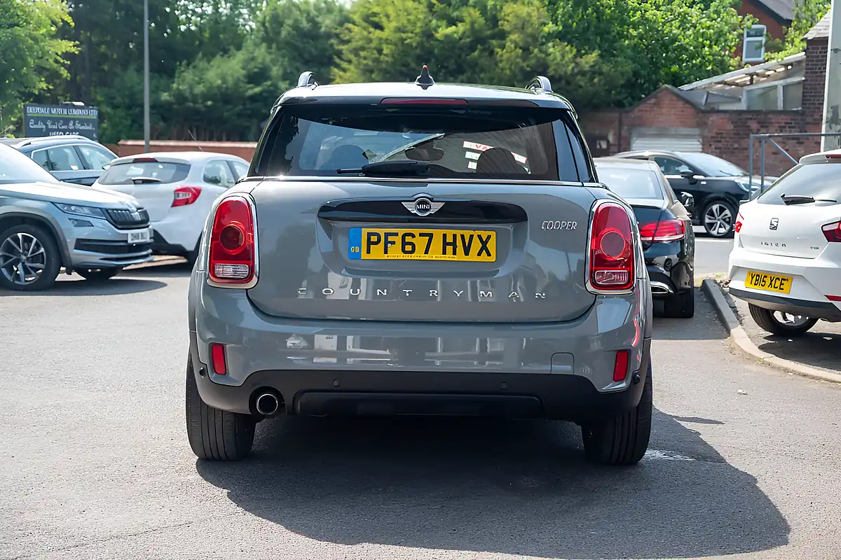 Used 2017 MINI Countryman Cooper Moonwalk Grey - Interior and Exterior details 7