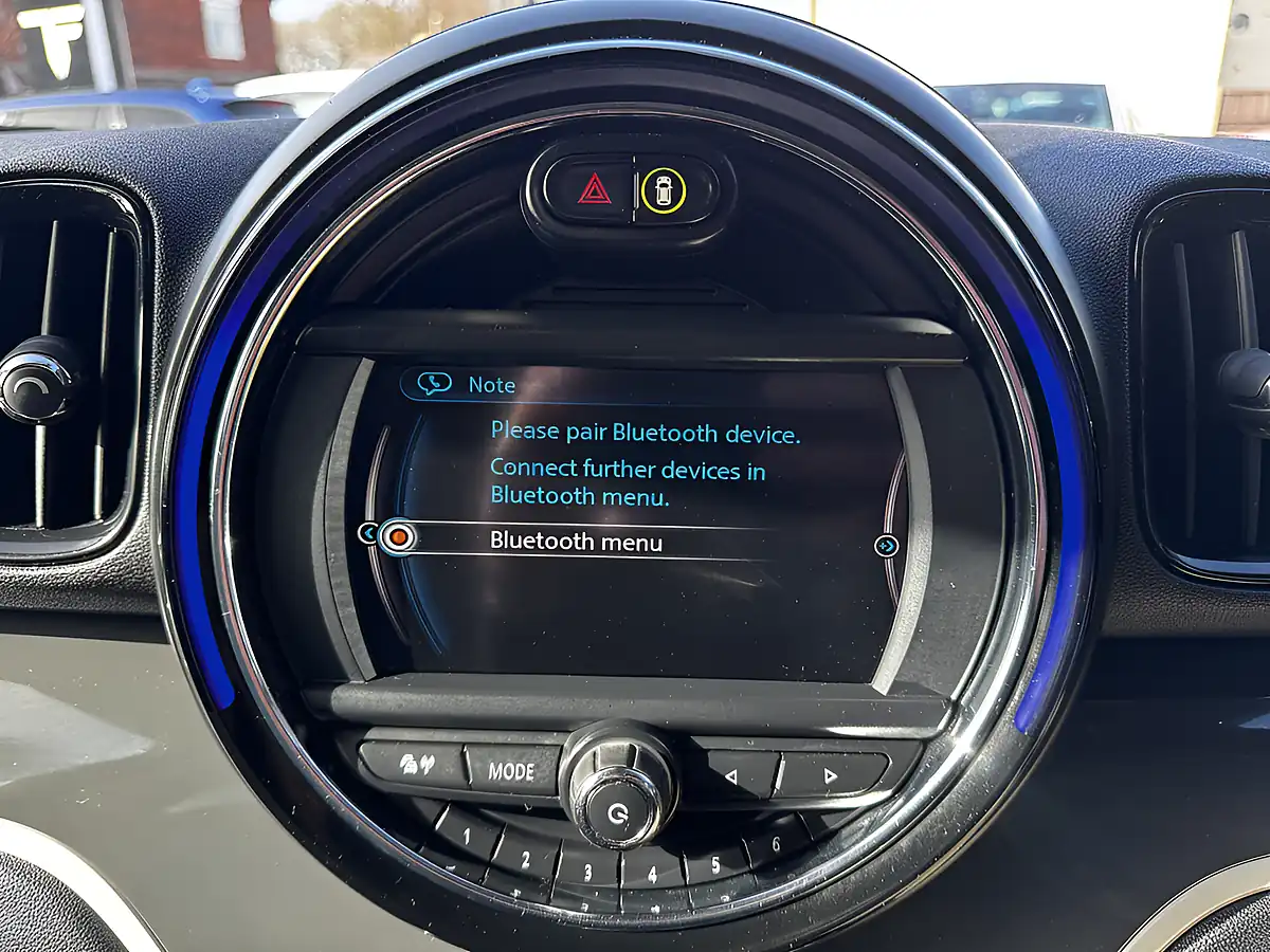 Used 2017 MINI Countryman Cooper S Black - Interior and Exterior details 16