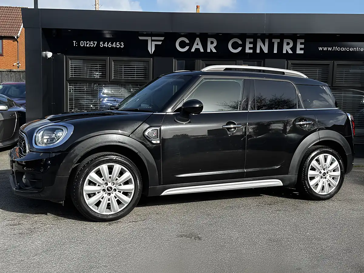 Used 2017 MINI Countryman Cooper S Black - Interior and Exterior details 2