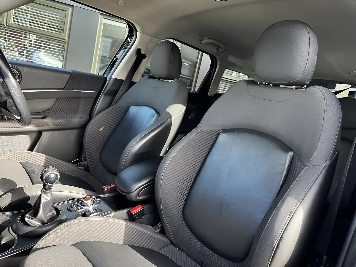 Used 2017 MINI Countryman Cooper S Black - Interior and Exterior details 20