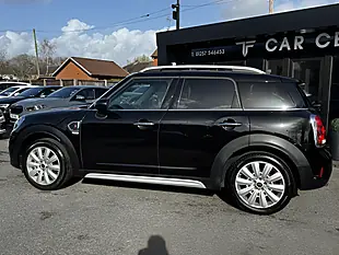 Used 2017 MINI Countryman Cooper S Black - Interior and Exterior details 4