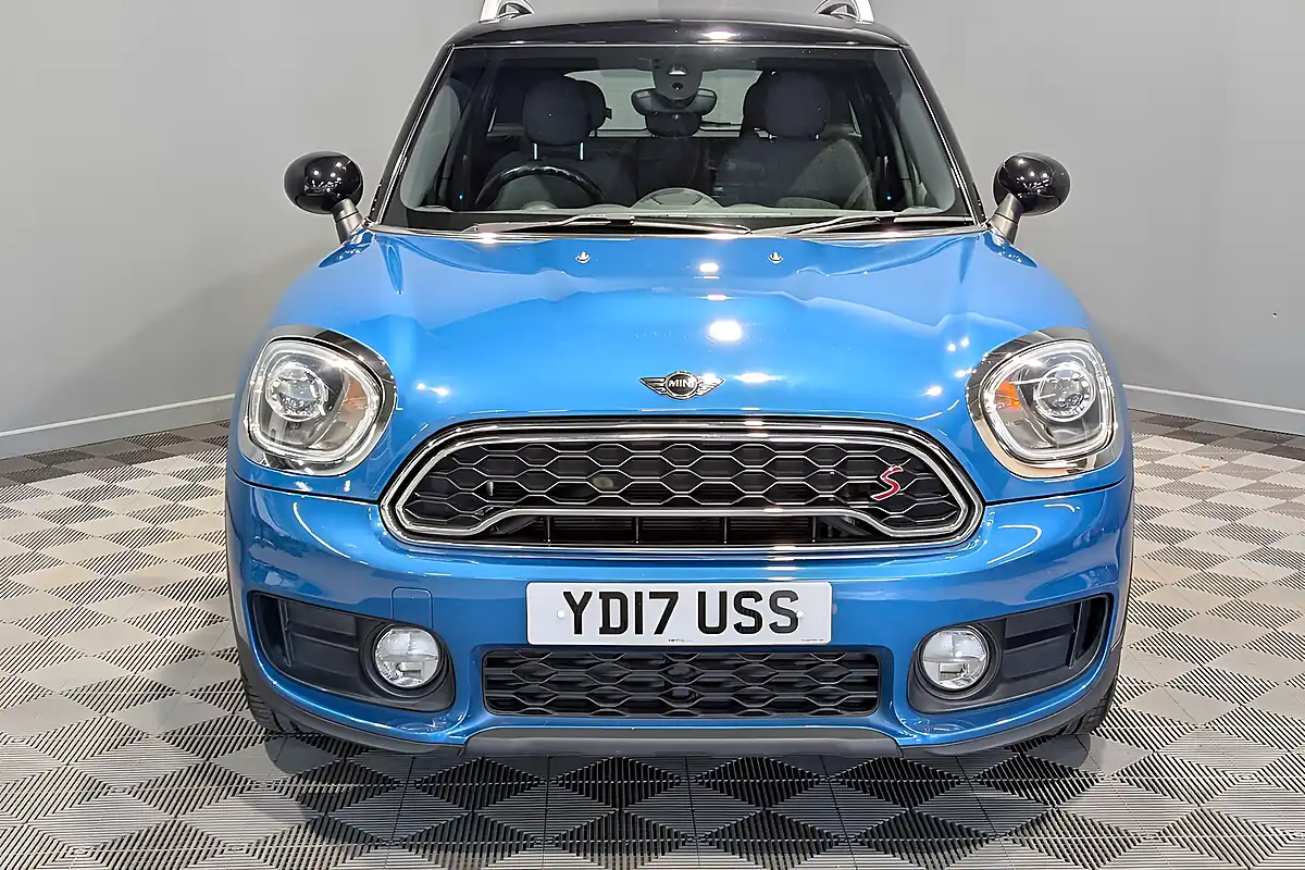 Used 2017 MINI Countryman Cooper S Blue - Interior and Exterior details 4