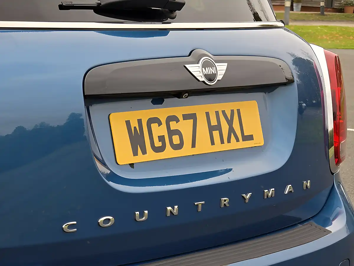 Used 2017 MINI Countryman Cooper S E ALL4 Blue - Interior and Exterior details 11