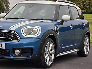 Used 2017 MINI Countryman Cooper S E ALL4 Blue - Interior and Exterior details 13