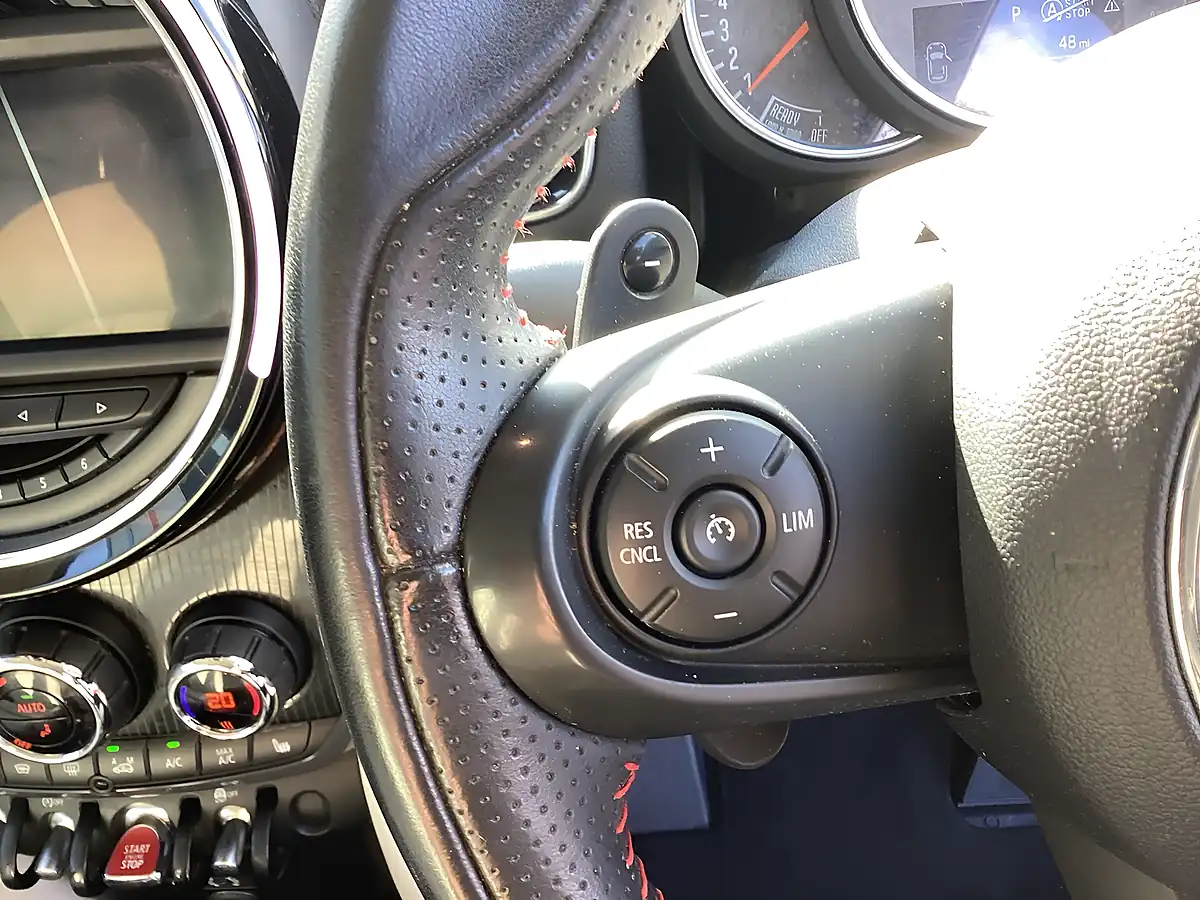 Used 2017 MINI Countryman Cooper S Lapisluxury Blue - Interior and Exterior details 12