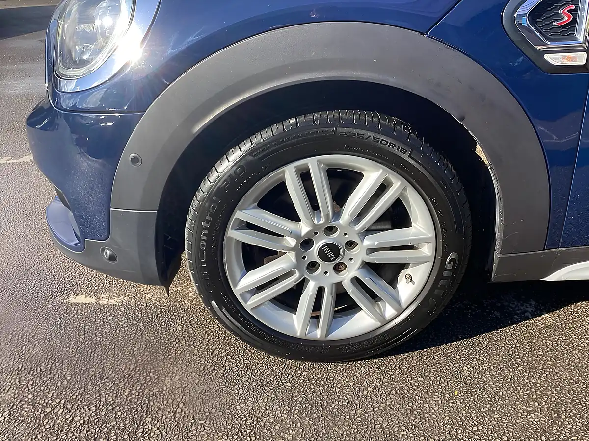 Used 2017 MINI Countryman Cooper S Lapisluxury Blue - Interior and Exterior details 15