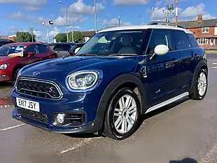Used 2017 MINI Countryman Cooper S Lapisluxury Blue - Interior and Exterior details 5