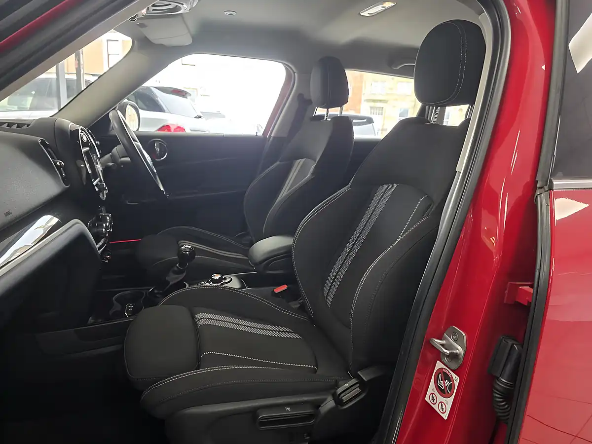 Used 2017 MINI Countryman Cooper S Red - Interior and Exterior details 12