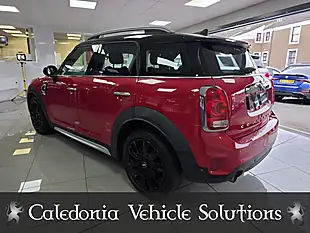 Used 2017 MINI Countryman Cooper S Red - Interior and Exterior details 3