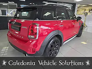 Used 2017 MINI Countryman Cooper S Red - Interior and Exterior details 4