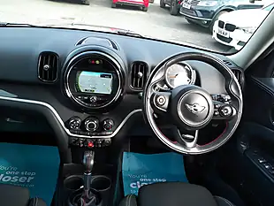 Used 2017 MINI Countryman Cooper S Silver - Interior and Exterior details 15