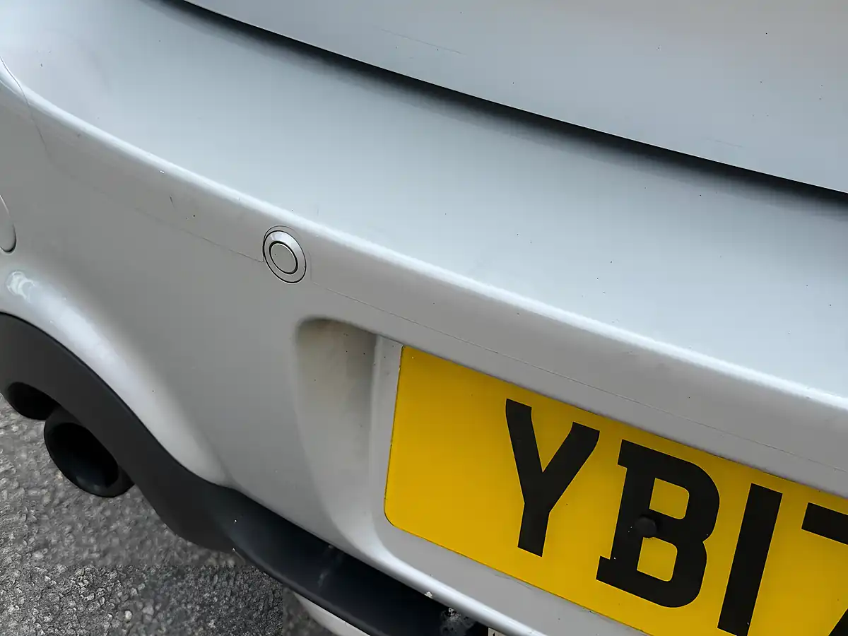 Used 2017 MINI Countryman Cooper S Silver - Interior and Exterior details 11