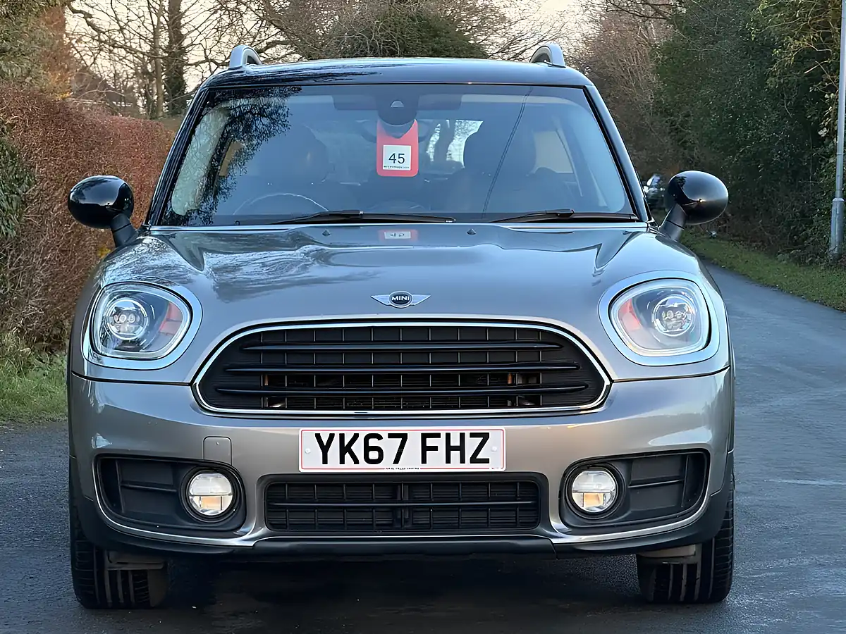 Used 2017 MINI Countryman Cooper Silver - Interior and Exterior details 2