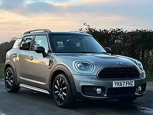 Used 2017 MINI Countryman Cooper Silver - Interior and Exterior details 3