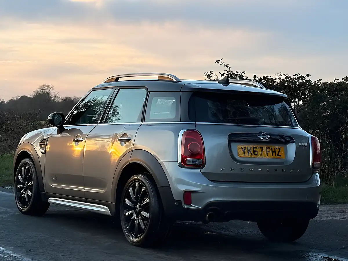 Used 2017 MINI Countryman Cooper Silver - Interior and Exterior details 6