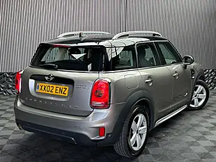 Used 2017 MINI Countryman Cooper Silver - Interior and Exterior details 13