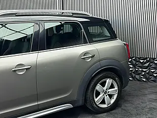 Used 2017 MINI Countryman Cooper Silver - Interior and Exterior details 18