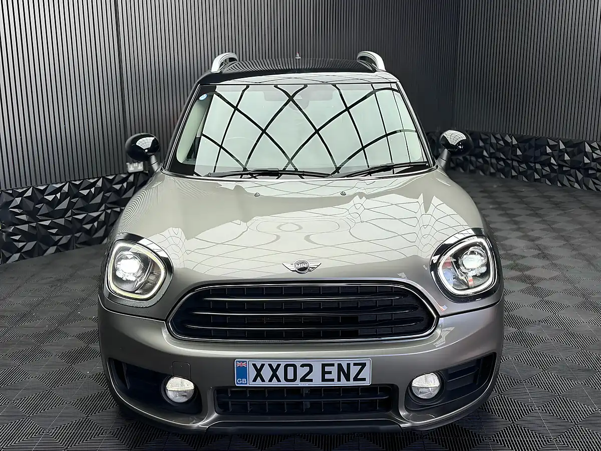Used 2017 MINI Countryman Cooper Silver - Interior and Exterior details 2
