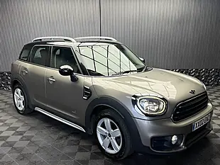 Used 2017 MINI Countryman Cooper Silver - Interior and Exterior details 7