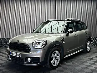 Used 2017 MINI Countryman Cooper Silver - Interior and Exterior details 8
