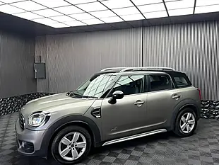 Used 2017 MINI Countryman Cooper Silver - Interior and Exterior details 9