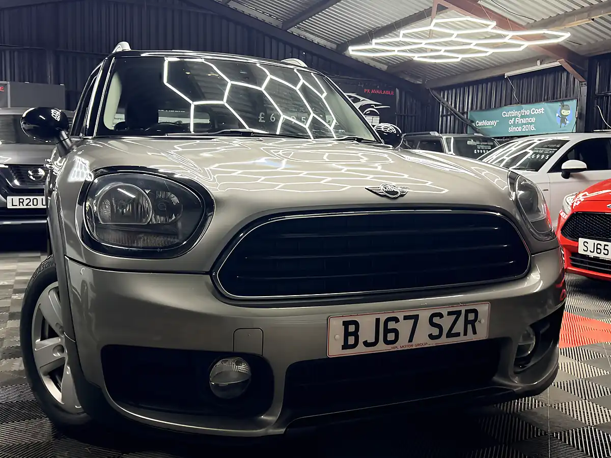 Used 2017 MINI Countryman Cooper Silver - Front View