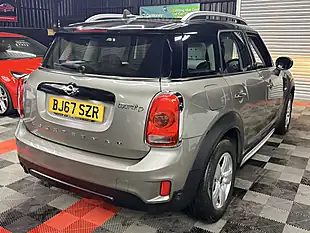 Used 2017 MINI Countryman Cooper Silver - Interior and Exterior details 10