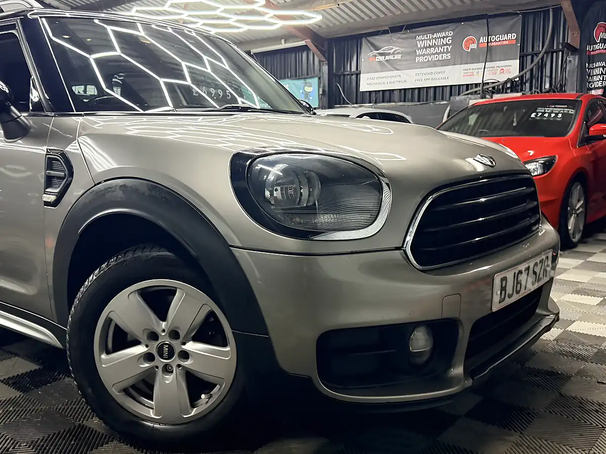 Used 2017 MINI Countryman Cooper Silver - Interior and Exterior details 2