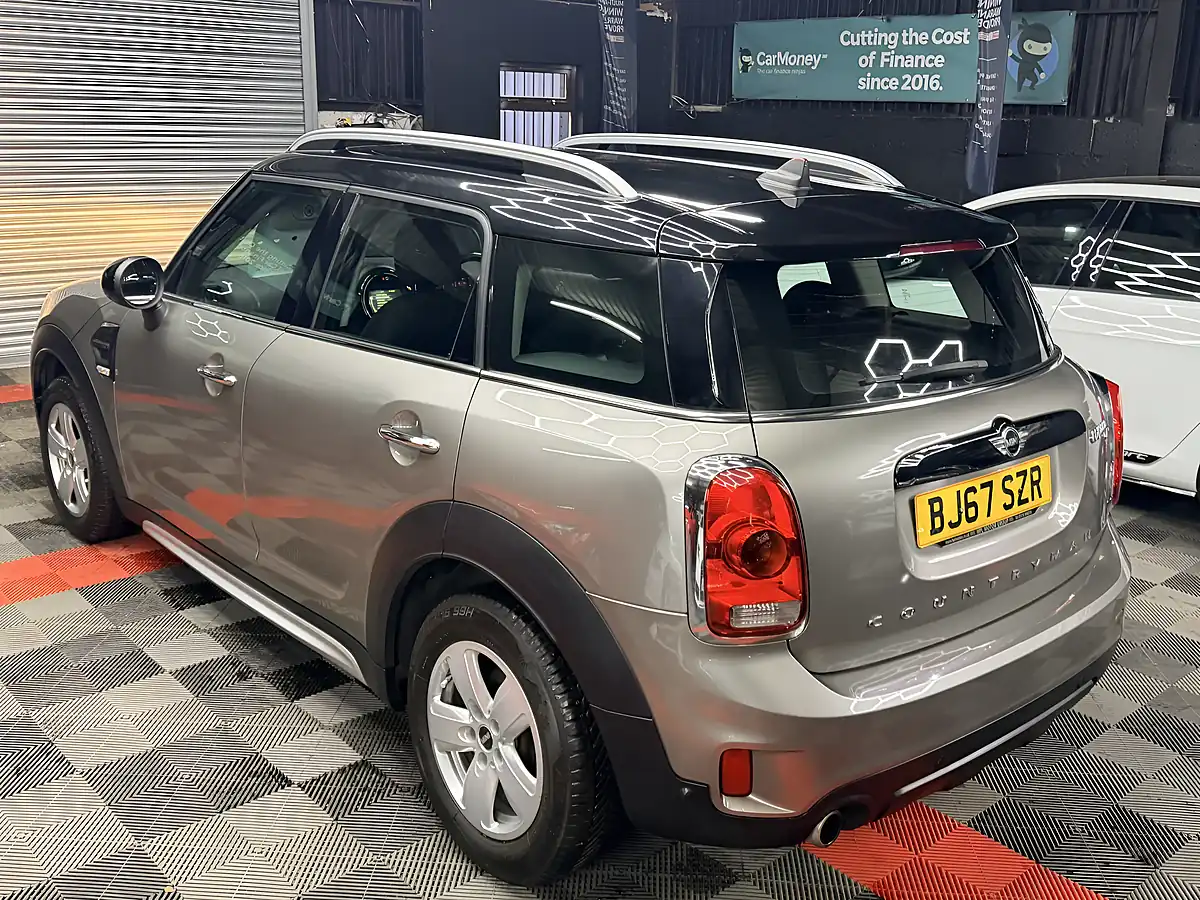Used 2017 MINI Countryman Cooper Silver - Interior and Exterior details 6