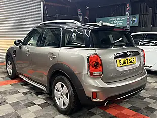 Used 2017 MINI Countryman Cooper Silver - Interior and Exterior details 8