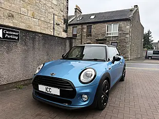 Used 2017 MINI Hatch Chilli Sport Pack Blue - Interior and Exterior details 10