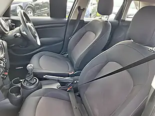 Used 2017 MINI Hatch Cooper Black - Interior and Exterior details 4