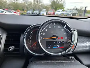 Used 2017 MINI Hatch Cooper Black - Interior and Exterior details 7