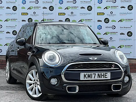 2017 MINI Hatch Cooper SD Auto