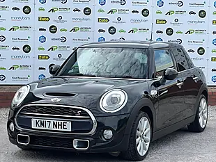 Used 2017 MINI Hatch Cooper Black - Interior and Exterior details 6