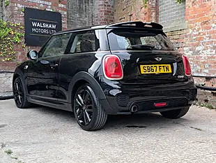 Used 2017 MINI Hatch Cooper Black - Interior and Exterior details 10