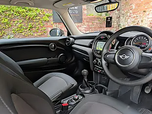 Used 2017 MINI Hatch Cooper Black - Interior and Exterior details 13
