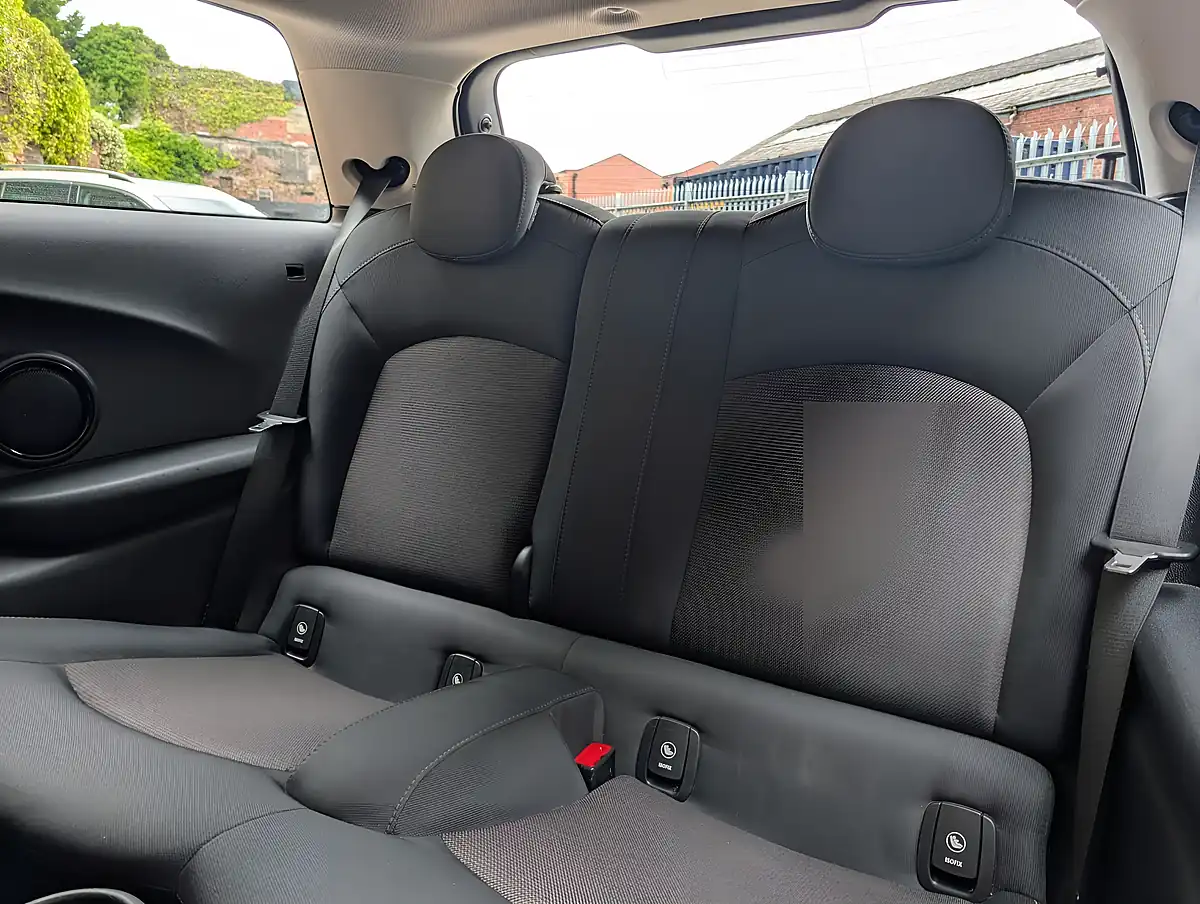 Used 2017 MINI Hatch Cooper Black - Interior and Exterior details 16