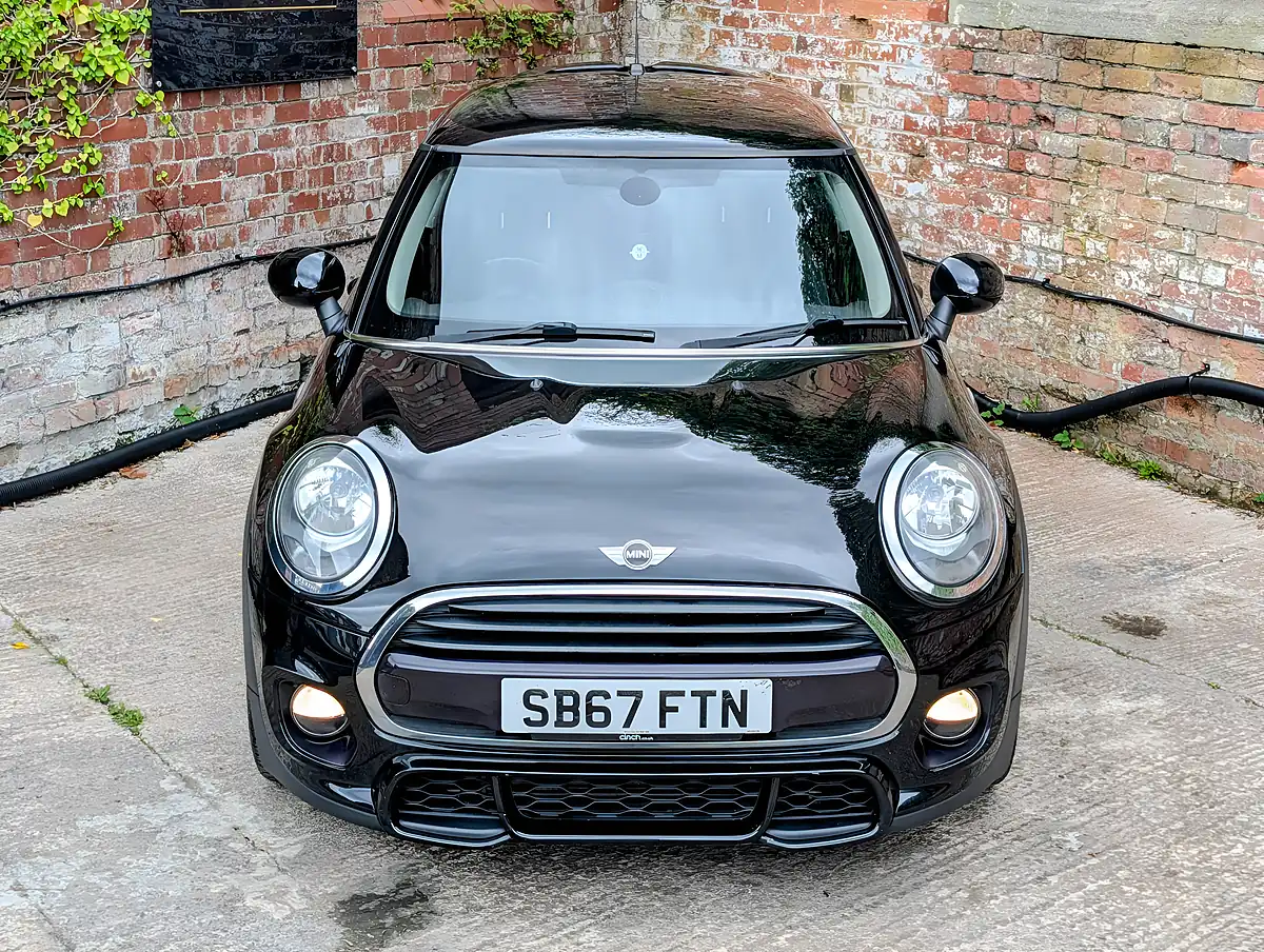 Used 2017 MINI Hatch Cooper Black - Interior and Exterior details 19
