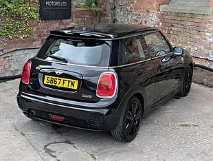 Used 2017 MINI Hatch Cooper Black - Interior and Exterior details 7